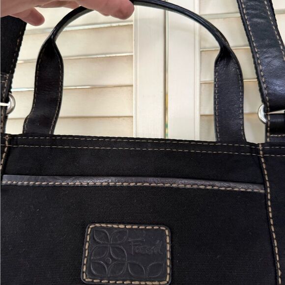 Fossil Black Leather Shoulder Bag - Picture 9 of 9